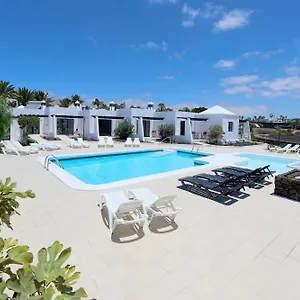 Salmarina 2*, Puerto del Carmen (Lanzarote) España